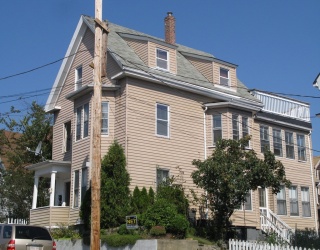 31 Ridge Street, Lynn, Massachusetts, 3 Bedrooms Bedrooms, 6 Rooms Rooms,1 BathroomBathrooms,Residential Lease,For Rent,Ridge Street,73476048