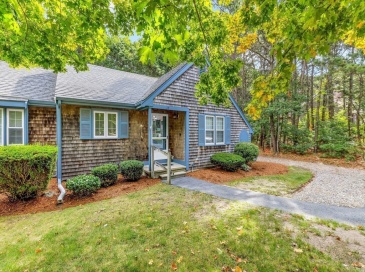 16 Warren Rd, Yarmouth, Massachusetts, 2 Bedrooms Bedrooms, 5 Rooms Rooms,2 BathroomsBathrooms,Residential,For Sale,Warren Rd,73435334