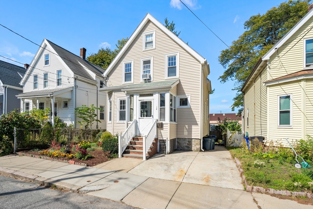 14 Converse Street, Boston, Massachusetts, 3 Bedrooms Bedrooms, 6 Rooms Rooms,2 BathroomsBathrooms,Residential,For Sale,Converse Street,73476285