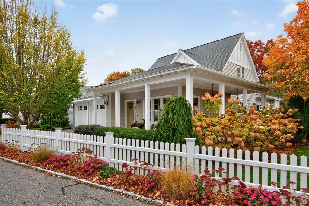 10 Shutter Latch, Plymouth, Massachusetts, 3 Bedrooms Bedrooms, 7 Rooms Rooms,2.5 BathroomsBathrooms,Residential,For Sale,Shutter Latch,73453361
