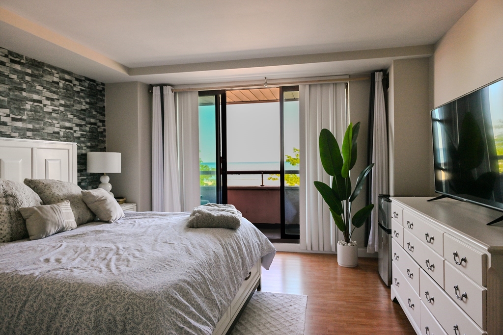 350 Revere Beach Blvd, Revere, Massachusetts, 2 Bedrooms Bedrooms, 4 Rooms Rooms,2 BathroomsBathrooms,Residential,For Sale,Revere Beach Blvd,73468883