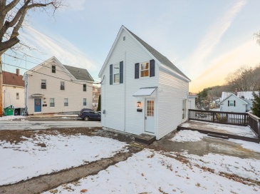 143 Grove St, Clinton, Massachusetts, 3 Bedrooms Bedrooms, 5 Rooms Rooms,1 BathroomBathrooms,Residential,For Sale,Grove St,73462778 143 Grove St, Clinton, Massachusetts, 3 Bedrooms Bedrooms, 5 Rooms Rooms,1 BathroomBathrooms,Residential,For Sale,Grove St,73462778
