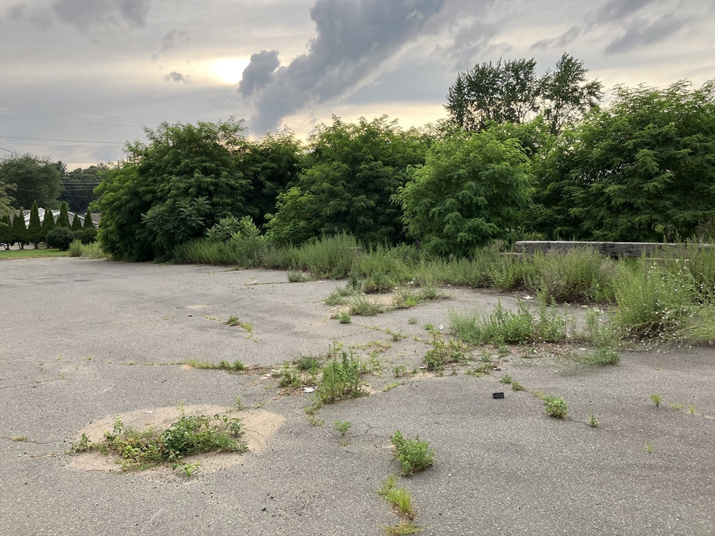 314-318 Silver St., Agawam, Massachusetts, ,Commercial Sale,For Sale,Silver St.,73402508