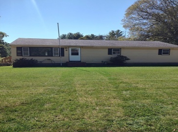 5 New Carver St, Raynham, Massachusetts, 3 Bedrooms Bedrooms, 7 Rooms Rooms,1 BathroomBathrooms,Residential,For Sale,New Carver St,73434453
