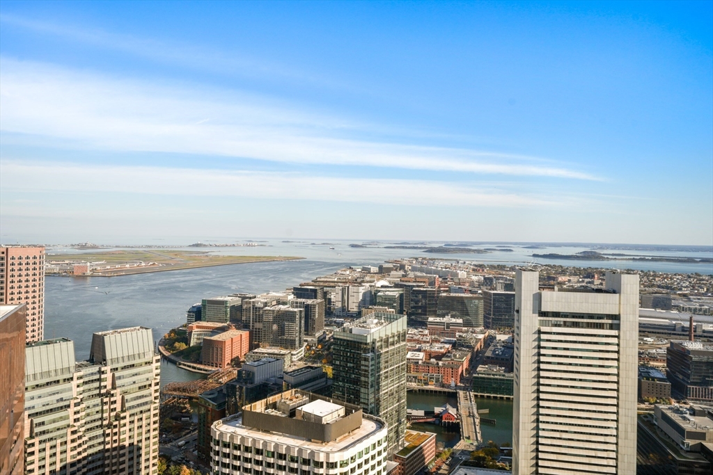 240 Devonshire Street, Boston, Massachusetts, 2 Bedrooms Bedrooms, 5 Rooms Rooms,2.5 BathroomsBathrooms,Residential,For Sale,Devonshire Street,73476519