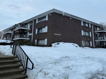264 East Haverhill, Lawrence, Massachusetts, 2 Bedrooms Bedrooms, 4 Rooms Rooms,1 BathroomBathrooms,Residential,For Sale,East Haverhill,73476532