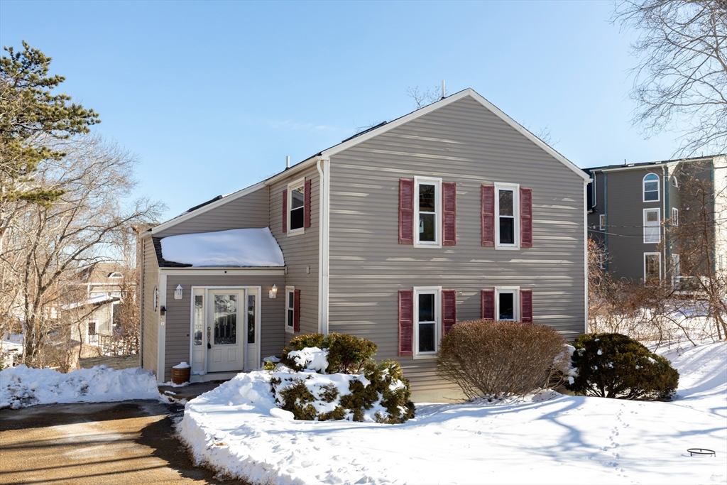 40 Menotomy Rd., Plymouth, Massachusetts, 3 Bedrooms Bedrooms, 6 Rooms Rooms,2 BathroomsBathrooms,Residential,For Sale,Menotomy Rd.,73476361