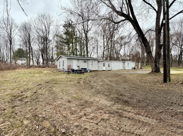 1 1/2 Cherry St, Pittsfield, Massachusetts, 1 Bedroom Bedrooms, 4 Rooms Rooms,1 BathroomBathrooms,Residential Income,For Sale,Cherry St,73476372