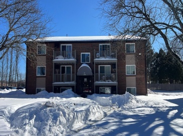 328 Greenwood St, Worcester, Massachusetts, 2 Bedrooms Bedrooms, 4 Rooms Rooms,1 BathroomBathrooms,Residential Lease,For Rent,Greenwood St,73476381 328 Greenwood St, Worcester, Massachusetts, 2 Bedrooms Bedrooms, 4 Rooms Rooms,1 BathroomBathrooms,Residential Lease,For Rent,Greenwood St,73476381