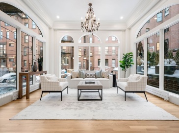 190 Marlborough, Boston, Massachusetts, 3 Bedrooms Bedrooms, 8 Rooms Rooms,2.5 BathroomsBathrooms,Residential,For Sale,Marlborough,73476392