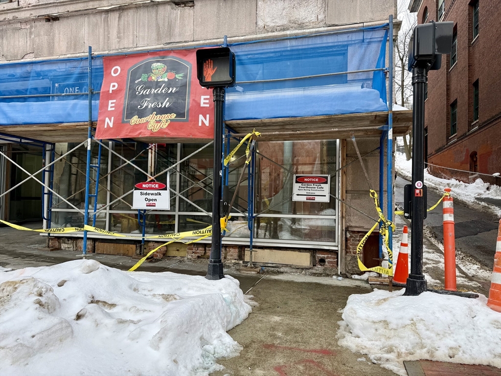 204 Main Street, Worcester, Massachusetts, ,Commercial Lease,For Rent,Main Street,73476443