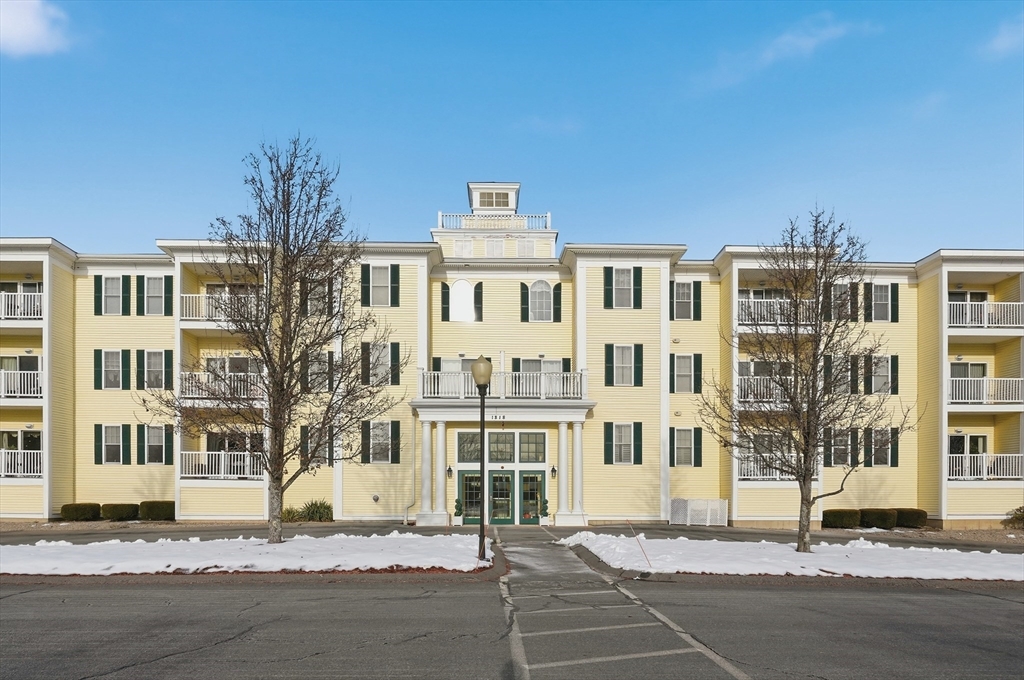 1818 Main Street, Holden, Massachusetts, 2 Bedrooms Bedrooms, 5 Rooms Rooms,2 BathroomsBathrooms,Residential,For Sale,Main Street,73462668