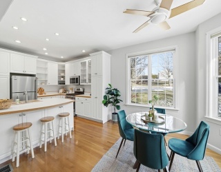 49 Braeburn Lane, Ashland, Massachusetts, 2 Bedrooms Bedrooms, 6 Rooms Rooms,2.5 BathroomsBathrooms,Residential,For Sale,Braeburn Lane,73466132