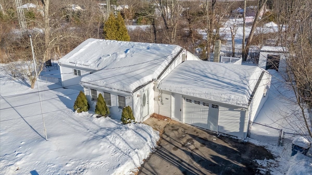 360 Marshall St, Tewksbury, Massachusetts, 3 Bedrooms Bedrooms, 5 Rooms Rooms,1 BathroomBathrooms,Residential,For Sale,Marshall St,73476617