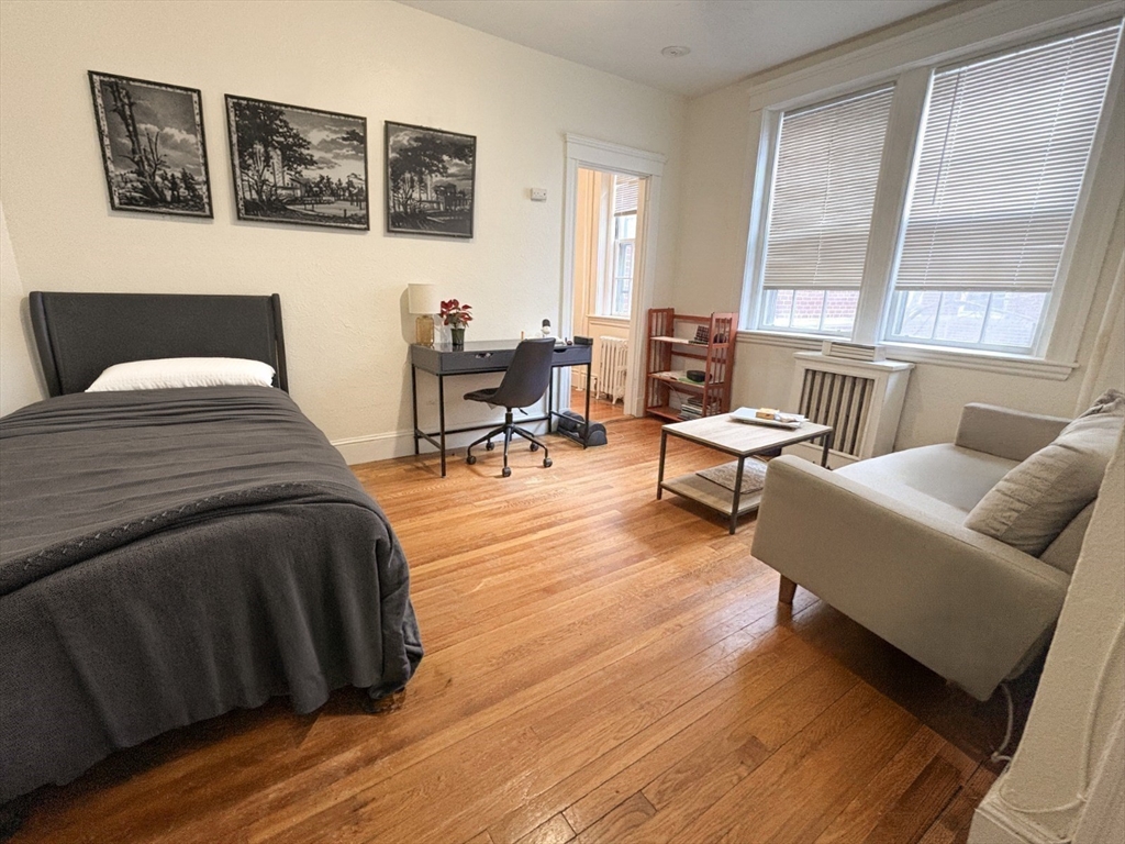 6 Washington Ave., Cambridge, Massachusetts, 2 Rooms Rooms,1 BathroomBathrooms,Residential,For Sale,Washington Ave.,73476575