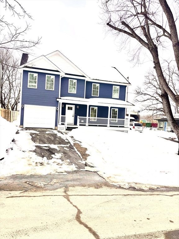 106 Almira, Springfield, Massachusetts, 4 Bedrooms Bedrooms, 7 Rooms Rooms,2.5 BathroomsBathrooms,Residential,For Sale,Almira,73476662