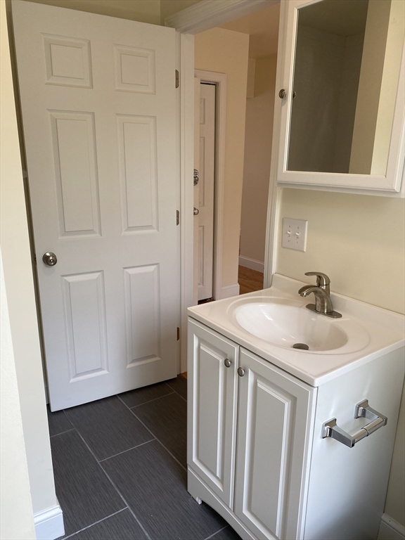 83 Bolton St, Boston, Massachusetts, 1 Bedroom Bedrooms, 1 Room Rooms,1 BathroomBathrooms,Residential Lease,For Rent,Bolton St,73476719