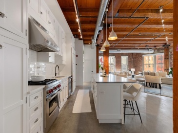 35 Channel Center St, Boston, Massachusetts, 2 Bedrooms Bedrooms, 3 Rooms Rooms,2 BathroomsBathrooms,Residential,For Sale,Channel Center St,73476756