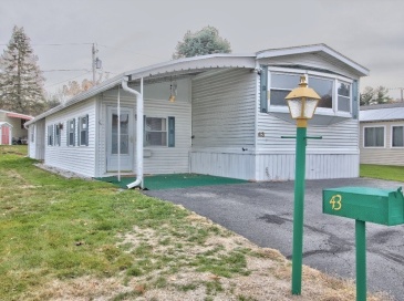 556 Central St, Leominster, Massachusetts, 2 Bedrooms Bedrooms, 6 Rooms Rooms,2 BathroomsBathrooms,Residential,For Sale,Central St,73453877