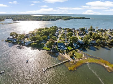 11 Turner Ave, Wareham, Massachusetts, 3 Bedrooms Bedrooms, 5 Rooms Rooms,1 BathroomBathrooms,Residential,For Sale,Turner Ave,73443598