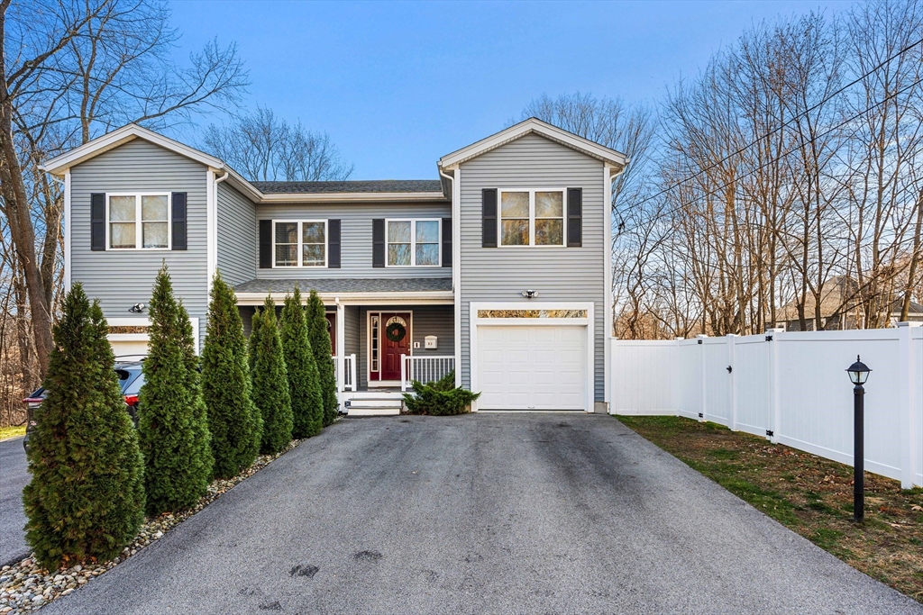 83 S Central St, Haverhill, Massachusetts, 3 Bedrooms Bedrooms, 7 Rooms Rooms,2.5 BathroomsBathrooms,Residential,For Sale,S Central St,73459887