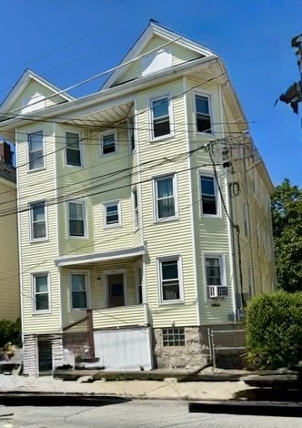 287 Coffin Ave, New Bedford, Massachusetts, 10 Bedrooms Bedrooms, 24 Rooms Rooms,6 BathroomsBathrooms,Residential Income,For Sale,Coffin Ave,73459221