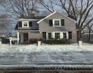 60 Park St, North Andover, Massachusetts, 2 Bedrooms Bedrooms, 5 Rooms Rooms,1 BathroomBathrooms,Residential Lease,For Rent,Park St,73476902