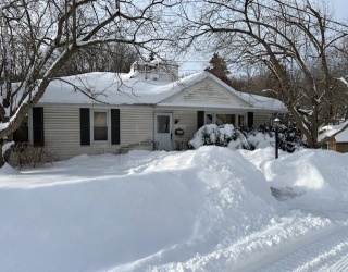21 Baxter St, Worcester, Massachusetts, 3 Bedrooms Bedrooms, 6 Rooms Rooms,1.5 BathroomsBathrooms,Residential,For Sale,Baxter St,73476910