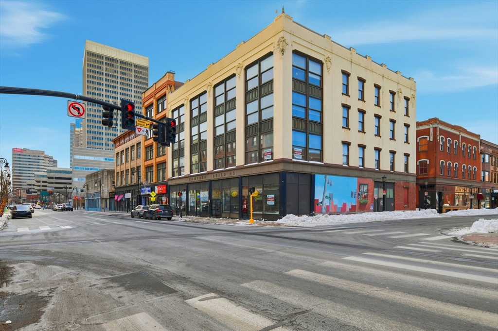 1628-1640 Main St, Springfield, Massachusetts, ,Commercial Lease,For Rent,Main St,73476951