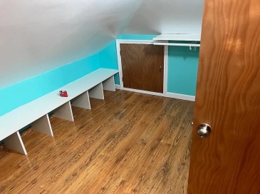 19 Bonner, Chicopee, Massachusetts, 4 Bedrooms Bedrooms, 7 Rooms Rooms,1 BathroomBathrooms,Residential Lease,For Rent,Bonner,73476963