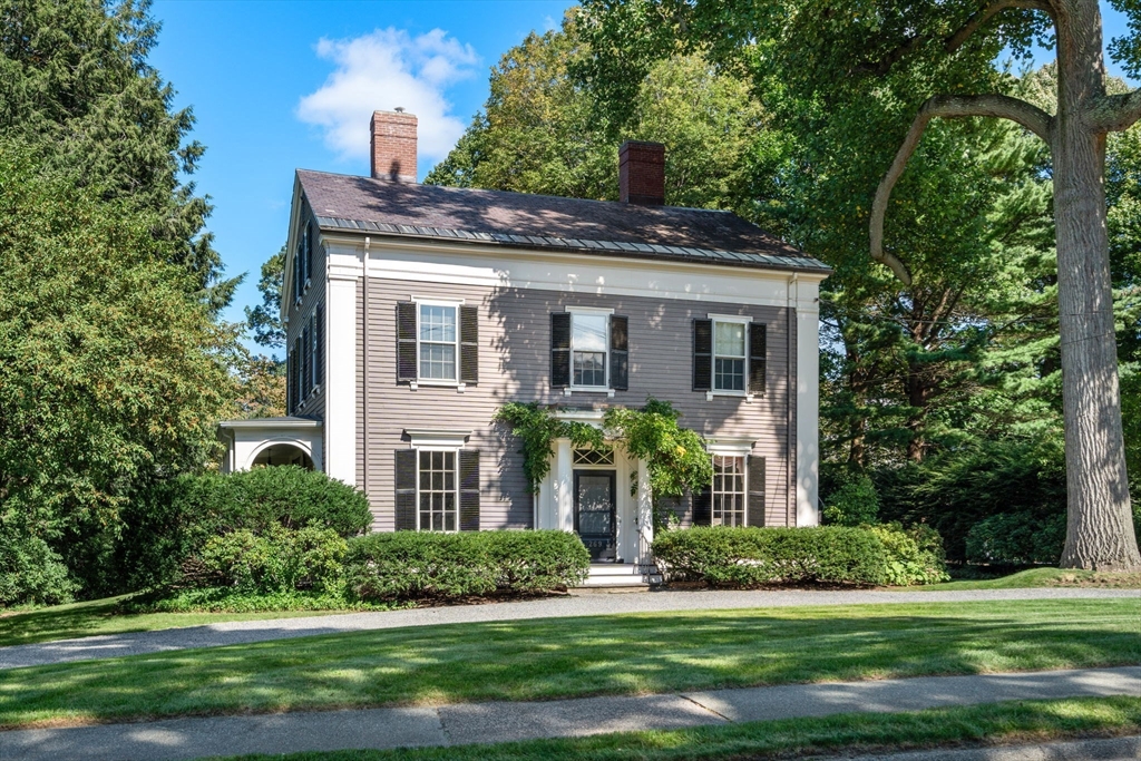 269 Franklin St, Newton, Massachusetts, 6 Bedrooms Bedrooms, 13 Rooms Rooms,4 BathroomsBathrooms,Residential,For Sale,Franklin St,73476834