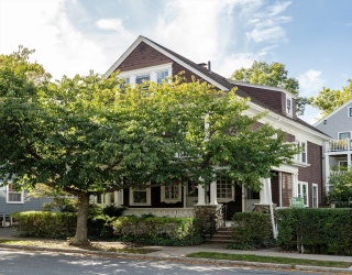 71-73 Reservoir Street, Cambridge, Massachusetts, 5 Bedrooms Bedrooms, 12 Rooms Rooms,2 BathroomsBathrooms,Residential Income,For Sale,Reservoir Street,73449213