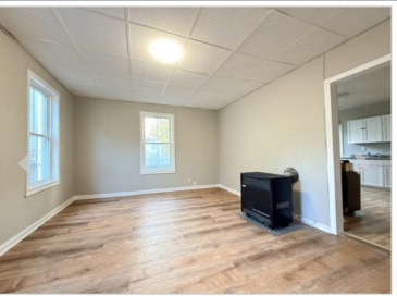 16 1/2 Winslow, Worcester, Massachusetts, 2 Bedrooms Bedrooms, 4 Rooms Rooms,1 BathroomBathrooms,Residential Lease,For Rent,Winslow,73471712 16 1/2 Winslow, Worcester, Massachusetts, 2 Bedrooms Bedrooms, 4 Rooms Rooms,1 BathroomBathrooms,Residential Lease,For Rent,Winslow,73471712