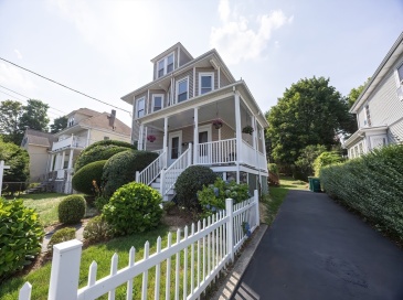 147 Winslow Ave, Norwood, Massachusetts, 3 Bedrooms Bedrooms, 5 Rooms Rooms,1 BathroomBathrooms,Residential Lease,For Rent,Winslow Ave,73477029