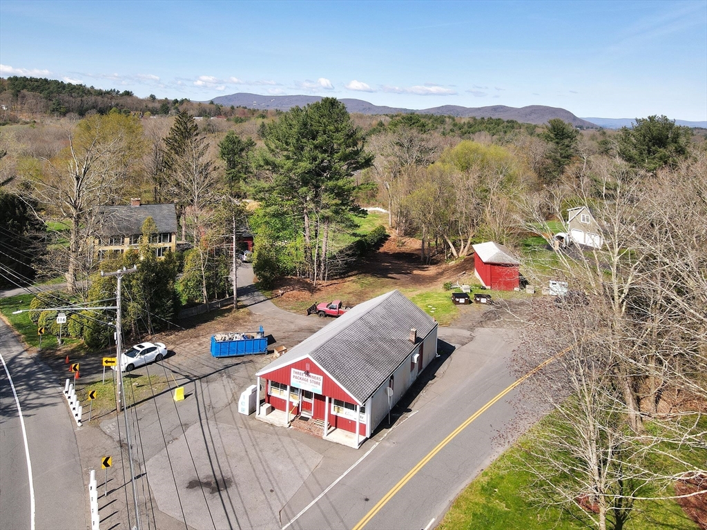 460 Amherst Rd, South Hadley, Massachusetts, ,Commercial Sale,For Sale,Amherst Rd,73477065
