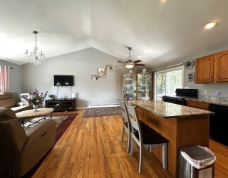 14 Browns Brook Rd, Webster, Massachusetts, 4 Bedrooms Bedrooms, 7 Rooms Rooms,2 BathroomsBathrooms,Residential,For Sale,Browns Brook Rd,73437116