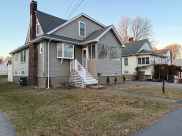 197 Hobart, Quincy, Massachusetts, 4 Bedrooms Bedrooms, 8 Rooms Rooms,3 BathroomsBathrooms,Residential,For Sale,Hobart,73466133 197 Hobart, Quincy, Massachusetts, 4 Bedrooms Bedrooms, 8 Rooms Rooms,3 BathroomsBathrooms,Residential,For Sale,Hobart,73466133