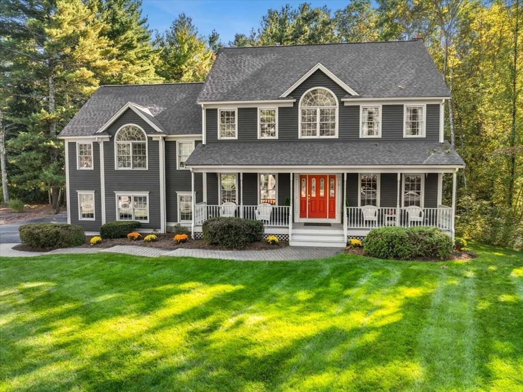 1 Carlton Drive, Norton, Massachusetts, 4 Bedrooms Bedrooms, 13 Rooms Rooms,3.5 BathroomsBathrooms,Residential,For Sale,Carlton Drive,73440891