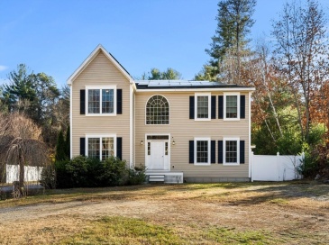 10 Worden Rd, Tyngsborough, Massachusetts, 4 Bedrooms Bedrooms, 9 Rooms Rooms,3 BathroomsBathrooms,Residential,For Sale,Worden Rd,73456091
