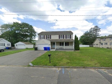 134 Granger St, Springfield, Massachusetts, 3 Bedrooms Bedrooms, 5 Rooms Rooms,2 BathroomsBathrooms,Residential,For Sale,Granger St,73463304