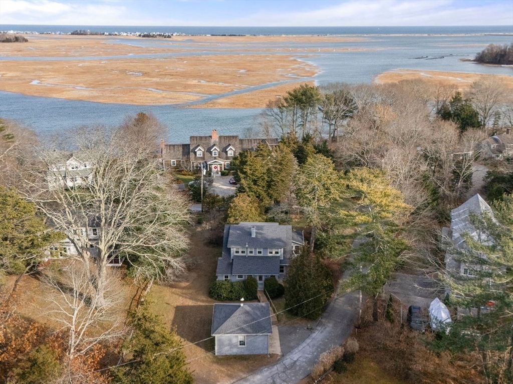 68 Abrams Hill Rd, Duxbury, Massachusetts, 4 Bedrooms Bedrooms, 7 Rooms Rooms,2 BathroomsBathrooms,Residential,For Sale,Abrams Hill Rd,73461159