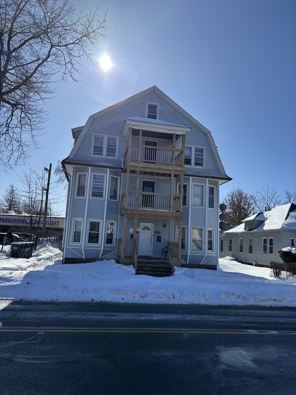 427 Orange, Springfield, Massachusetts, 1 Bedroom Bedrooms, 4 Rooms Rooms,1 BathroomBathrooms,Residential Lease,For Rent,Orange,73477137