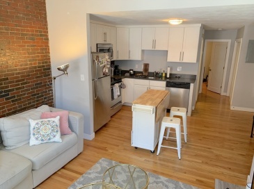 178 North St., Boston, Massachusetts, 2 Bedrooms Bedrooms, 4 Rooms Rooms,1 BathroomBathrooms,Residential Lease,For Rent,North St.,73477143