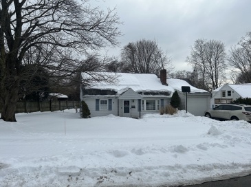 17 Janet Cir, Shrewsbury, Massachusetts, 3 Bedrooms Bedrooms, 6 Rooms Rooms,1 BathroomBathrooms,Residential Lease,For Rent,Janet Cir,73477209 17 Janet Cir, Shrewsbury, Massachusetts, 3 Bedrooms Bedrooms, 6 Rooms Rooms,1 BathroomBathrooms,Residential Lease,For Rent,Janet Cir,73477209