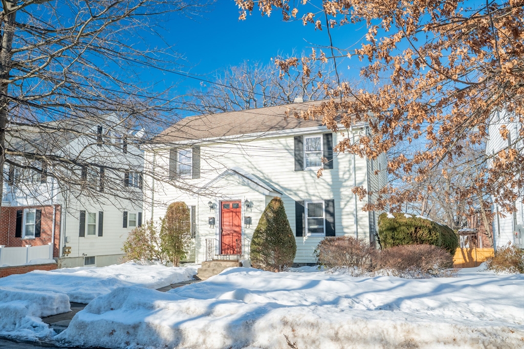 126 Washington Ave, Waltham, Massachusetts, 2 Bedrooms Bedrooms, 5 Rooms Rooms,1 BathroomBathrooms,Residential Lease,For Rent,Washington Ave,73477237