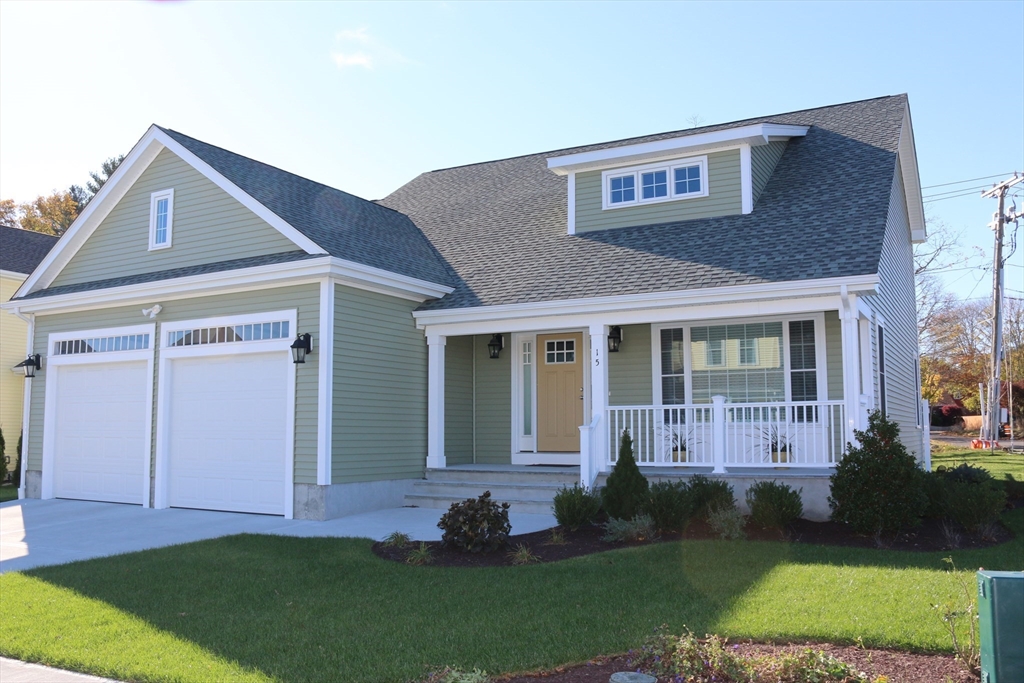 11 Marcotte Drive, Westport, Massachusetts, 3 Bedrooms Bedrooms, 7 Rooms Rooms,2.5 BathroomsBathrooms,Residential,For Sale,Marcotte Drive,73477262