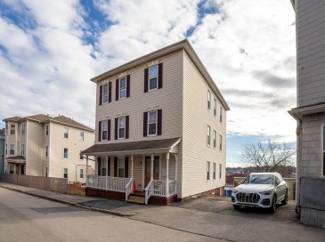 18 Gage St, Worcester, Massachusetts, 2 Bedrooms Bedrooms, 6 Rooms Rooms,1 BathroomBathrooms,Residential Lease,For Rent,Gage St,73477319 18 Gage St, Worcester, Massachusetts, 2 Bedrooms Bedrooms, 6 Rooms Rooms,1 BathroomBathrooms,Residential Lease,For Rent,Gage St,73477319
