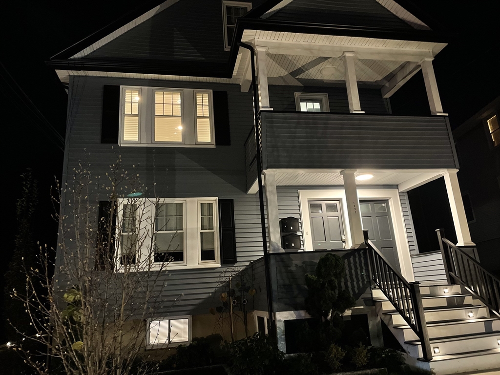 1092 Main Street, Waltham, Massachusetts, 3 Bedrooms Bedrooms, 5 Rooms Rooms,1 BathroomBathrooms,Residential Lease,For Rent,Main Street,73477390