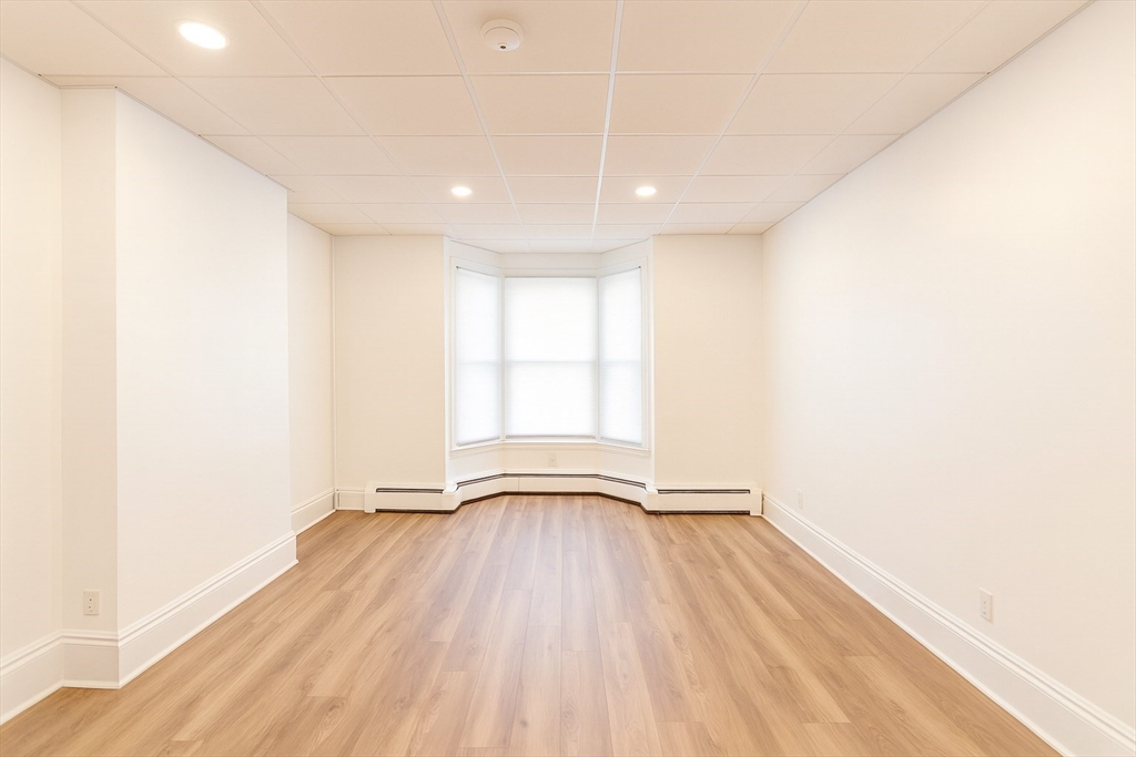 303 Princeton, Boston, Massachusetts, 1 Bedroom Bedrooms, 4 Rooms Rooms,1 BathroomBathrooms,Residential Lease,For Rent,Princeton,73459452