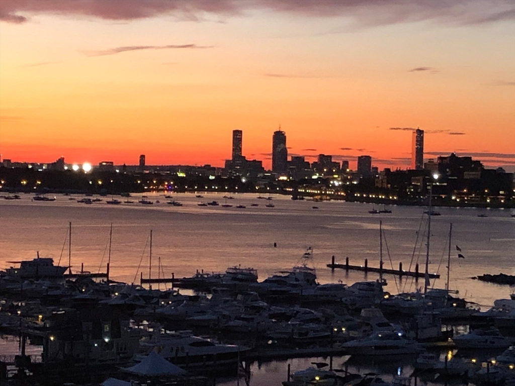 1001 Marina Dr., Quincy, Massachusetts, 2 Bedrooms Bedrooms, 6 Rooms Rooms,2.5 BathroomsBathrooms,Residential,For Sale,Marina Dr.,73477631